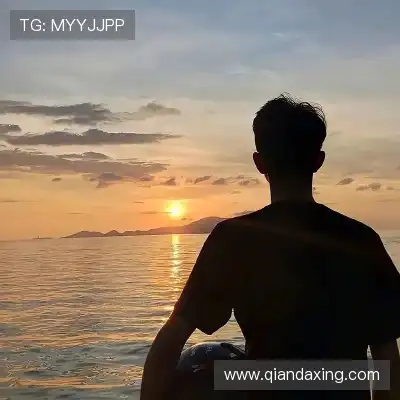 仲灵楚